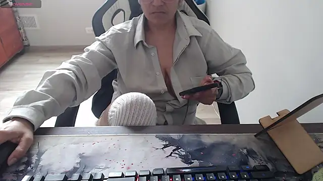 Melissaleehot online show from May 2026 07:11:02 PM
