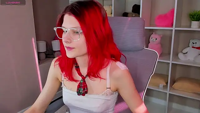 Bonnie Hernandez online show from May 2026 09:36:01 AM