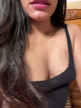 SecretDarkRoomXO online show from April 2026 07:38:02 PM