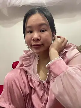 Snapshot of Swan_69 chatting on May 2026 02:06:01 AM Swan 69 online show from May 2026 02:06:01 AM