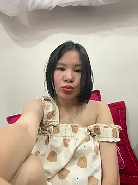 Snapshot of Swan_69 chatting on May 2026 01:19:01 PM Swan 69 online show from May 2026 01:19:01 PM