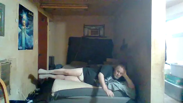 Nightshade1195 online show from June 2026 09:28:01 PM