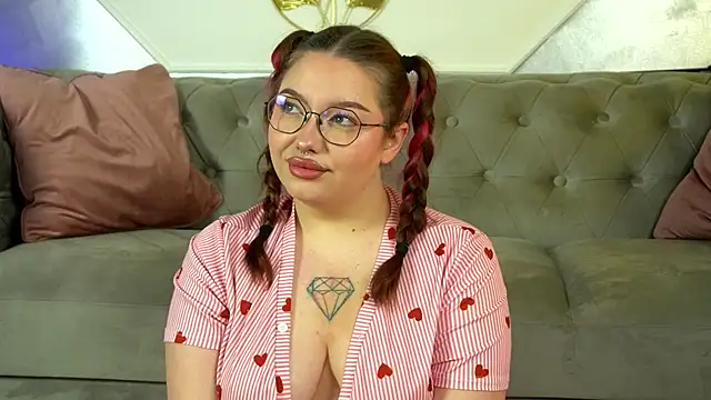SinfullAngel online show from May 2026 04:52:01 AM