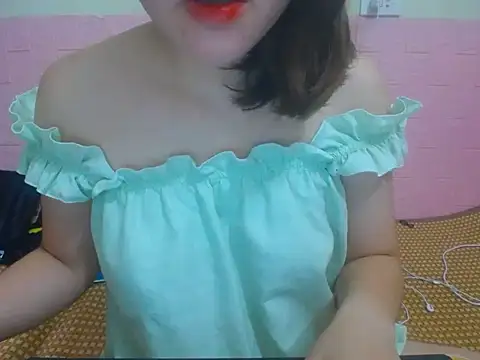 Mimi 200 online show from May 2026 03:15:01 AM