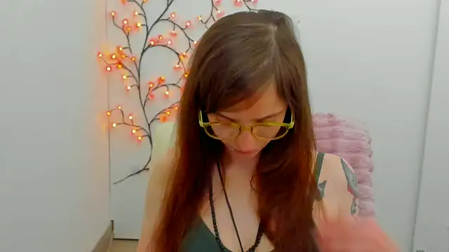 Luna Tantra online show from June 2026 01:17:02 PM