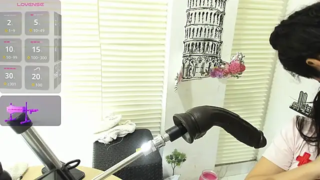 violett collinss online show from June 2026 01:56:01 AM