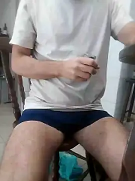 hiddenbig online show from May 2026 01:40:01 PM