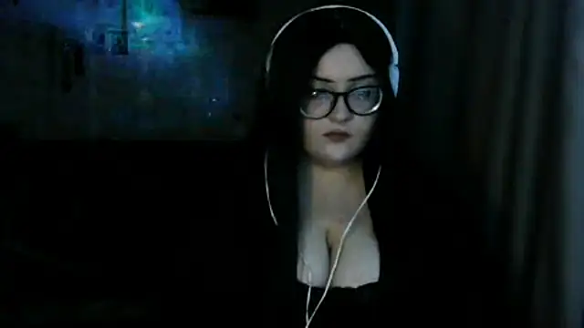 Moon Fairy2 online show from April 2026 06:25:01 PM