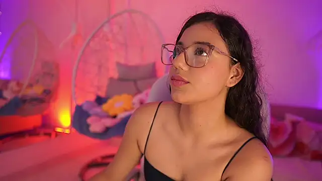 Snapshot of StacyCooper_ chatting on May 2026 07:01:01 PM StacyCooper online show from May 2026 07:01:01 PM