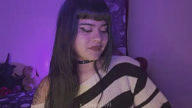 Snapshot of atena_hill_ chatting on May 2026 10:04:02 PM atena hill online show from May 2026 10:04:02 PM
