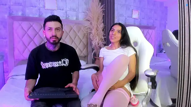 StevenAndLaura online show from May 2026 08:25:01 PM