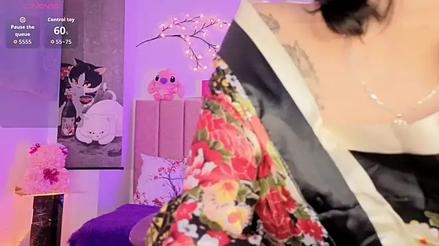 Roose eva online show from May 2026 09:12:02 PM