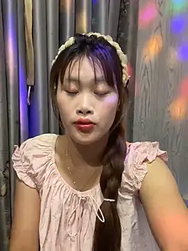 Ly-sexyy online show from April 2026 04:12:02 PM