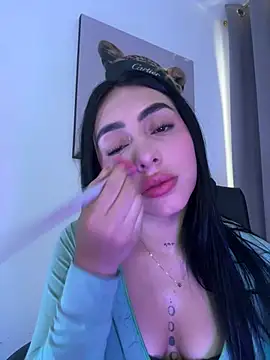 Snapshot of IsabellaNoir_ chatting on April 2026 06:38:01 PM IsabellaNoir online show from April 2026 06:38:01 PM