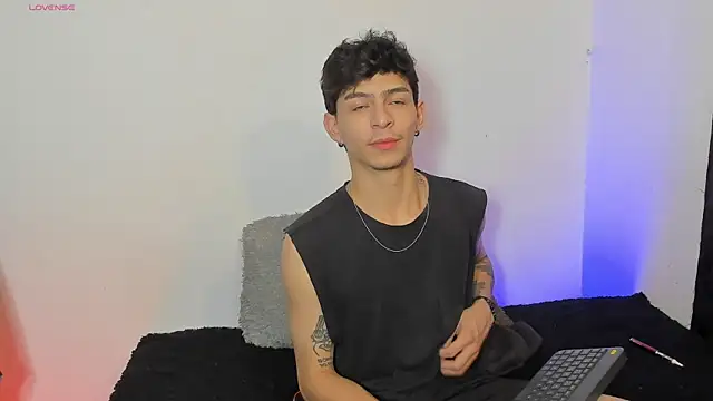  IanLark online show from May 2026 12:27:01 AM