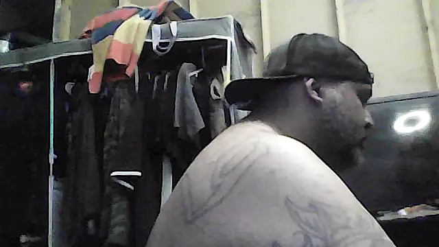 Snapshot of joeyslicks chatting on April 2026 02:42:02 AM joeyslicks online show from April 2026 02:42:02 AM