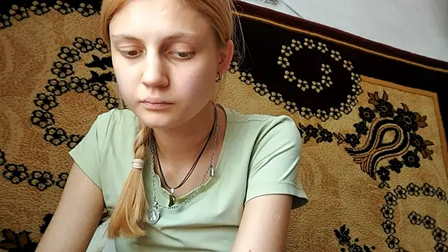 Snapshot of LunaLaday chatting on July 2026 06:16:02 AM LunaLaday online show from July 2026 06:16:02 AM