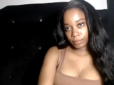 Snapshot of Enchantriss chatting on December 2025 08:04:01 PM Enchantriss online show from December 2025 08:04:01 PM