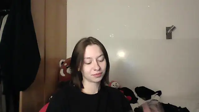 JuicyErika online show from May 2026 10:04:02 PM