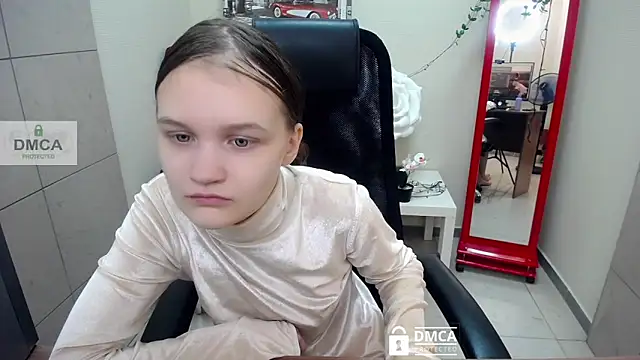  donnaSia  online show from May 2026 06:10:02 AM