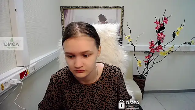  donnaSia  online show from June 2026 06:19:02 AM