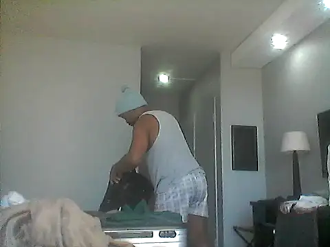 LunjeSA online show from May 2026 07:06:02 AM