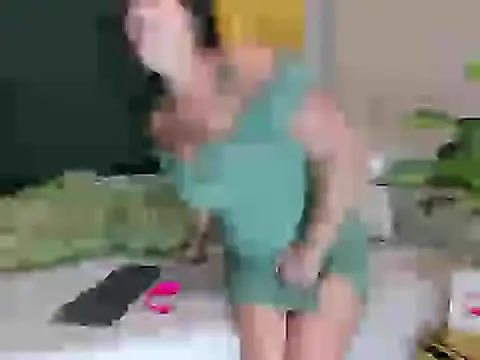 Babyemily18  online show from April 2026 10:25:01 AM