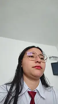 Snapshot of Queen_linda1 chatting on August 2026 01:03:01 PM Queen linda1 online show from August 2026 01:03:01 PM