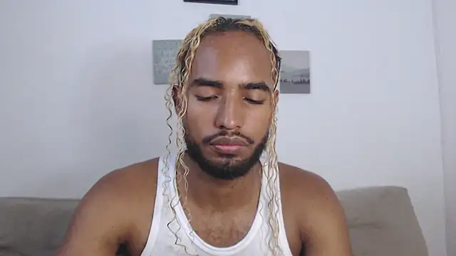 Snapshot of salvatore_amator chatting on July 2026 10:38:01 PM salvatore amator online show from July 2026 10:38:01 PM