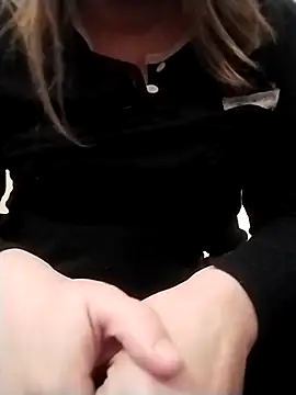 Cuginetti online show from April 2026 07:15:01 PM