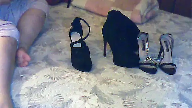 Snapshot of Cuginetti chatting on May 2026 06:58:01 PM Cuginetti online show from May 2026 06:58:01 PM