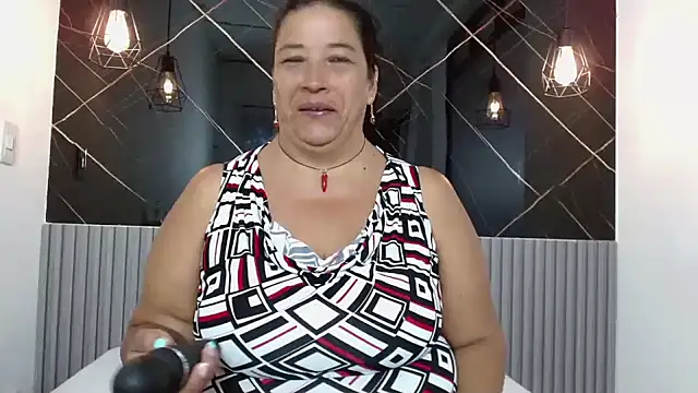 Snapshot of BarbaraGraf chatting on June 2026 12:09:02 PM BarbaraGraf online show from June 2026 12:09:02 PM