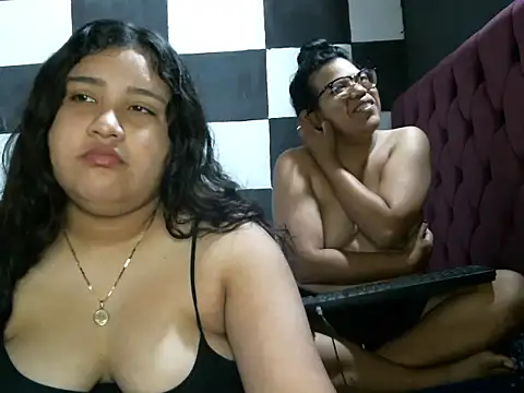 Valery-Khloe online show from July 2026 04:04:02 AM