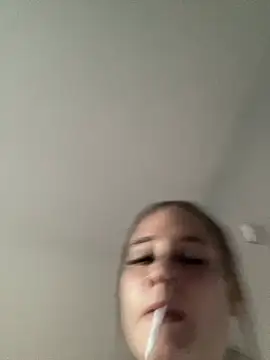 Poppylooloo online show from June 2026 07:14:01 PM