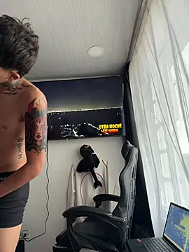 Jackdaniel001  online show from June 2026 10:22:02 PM