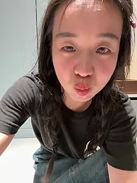 NiNa5203 online show from May 2026 02:12:01 PM