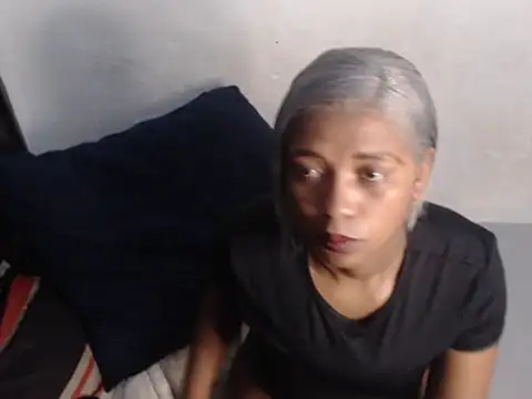 NawtyDiva4u online show from June 2026 04:01:02 AM