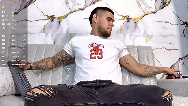 Snapshot of angel__tattoo chatting on May 2026 01:12:01 AM angel tattoo online show from May 2026 01:12:01 AM