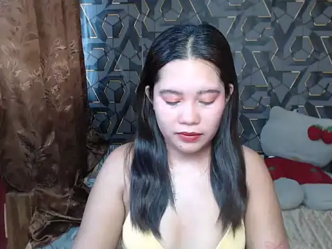 ur prettychelsie online show from May 2026 10:40:01 PM
