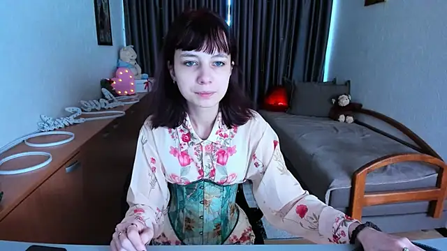 MiniLysii online show from May 2026 05:35:02 AM