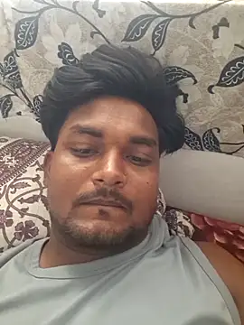 Gujju here online show from May 2026 04:08:02 AM