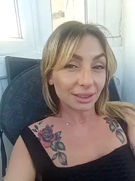 SofiaLace online show from May 2026 03:31:02 PM