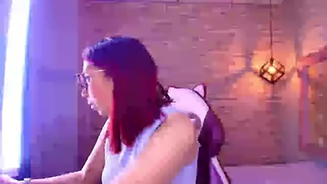 stephaniesun  online show from July 2026 12:54:02 PM