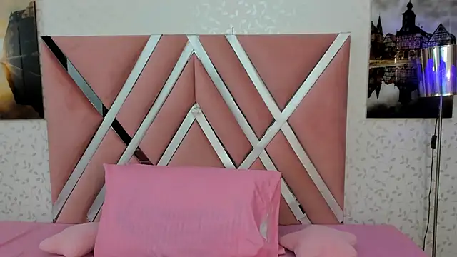 Nicoll 89 online show from June 2026 12:18:02 PM