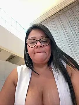 Snapshot of Gata_salvaje75 chatting on May 2026 11:10:02 PM Gata salvaje75 online show from May 2026 11:10:02 PM