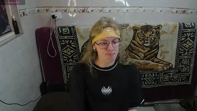 Jinnbooky online show from July 2026 01:21:02 PM