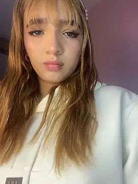 SamaanthaMiller online show from May 2026 07:34:02 PM