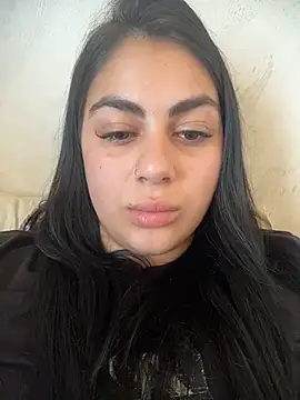 LilyLovell online show from June 2026 12:00:02 PM