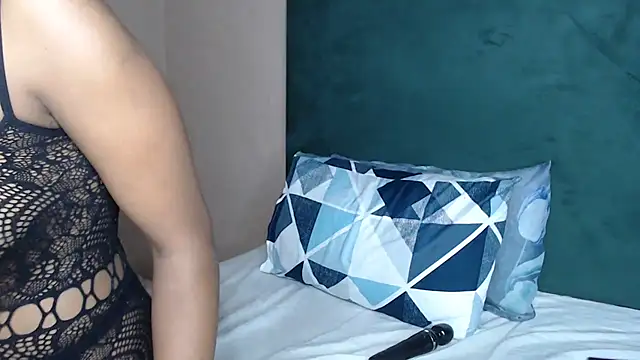 ShortyVibe27 online show from July 2026 03:53:02 PM