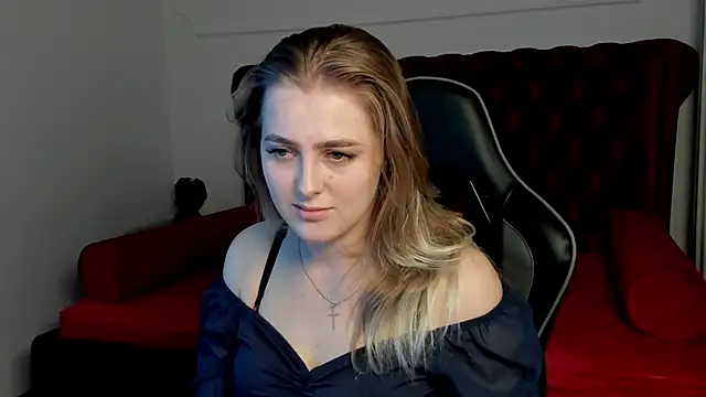 EllaBells online show from May 2026 05:03:01 AM